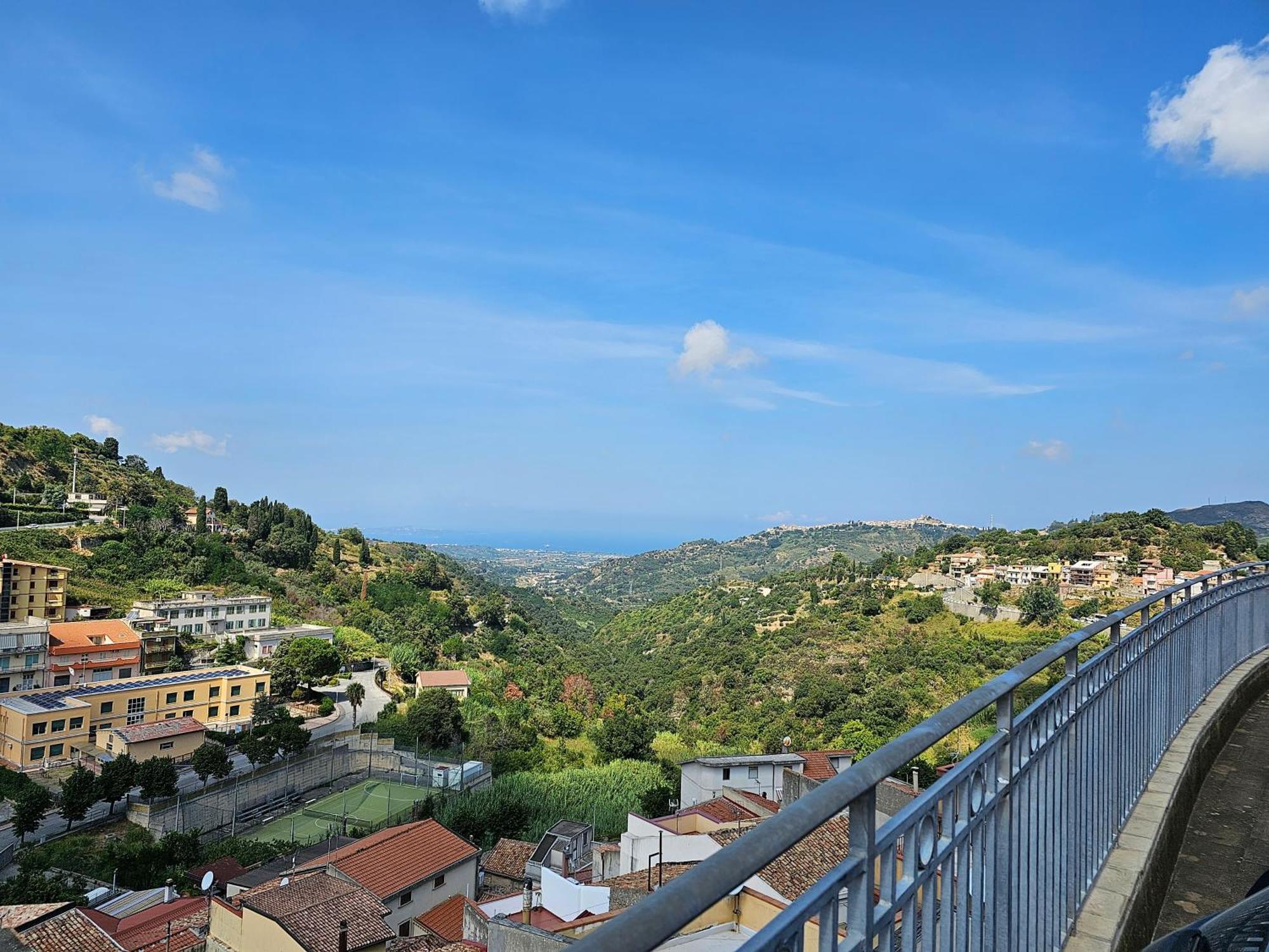 Portaterra - Spaziosa Casa Con Bella Vista E Giardino Monforte San Giorgio ภายนอก รูปภาพ